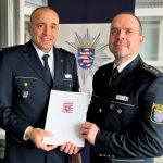 Florian Steinkopf übernimmt die Leitung der Polizeipräsident Björn Gutzeit führte den neuen Leiter der Polizeidirektion Groß-Gerau, Kriminaldirektor Florian Steinkopf, am Dienstag (01.04.) in sein Amt ein. Foto: Polizei Groß-Gerau