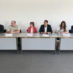 Seit einem Jahr im Krisenmodus: Der Kreis Groß-Gerau bilanzierte die Folgen der Afrikanischen Schweinepest bei einer Pressekonferenz. Das Bild zeigt von links: Patrick Fülling (Vorsitzender Kreisjägervereinigung), Klaus Velbecker (Hessen Forst), Dr. Katrin Stein (Veterinärmedizinerin Kreis Groß-Gerau), Adil Oyan (Erster Kreisbeigeordneter), Selina Müller (Geschäftsführerin Regionalbauernverband Starkenburg) und Markus Stifter (Landesjagdverband Hessen). Bild: Kreisverwaltung