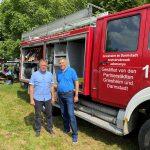 Beitragsbild: Löschfahrzeug Gyönk Robert Teli Bürgermeister Geza Krebs-Wetzl. Foto: Stadt Griesheim